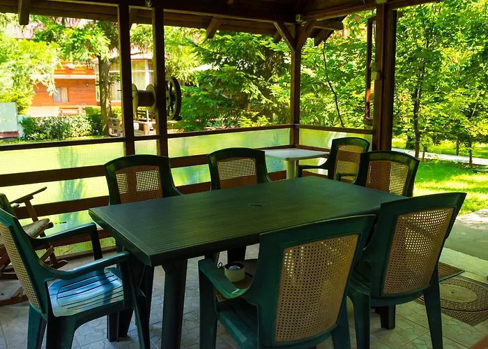 Pensiunea Casa Konukevi 3*