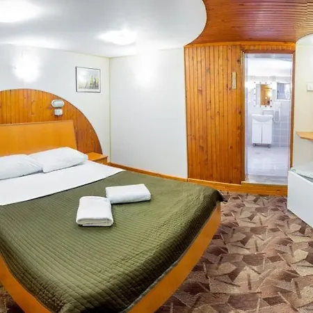 Konukevi Pensiunea Casa