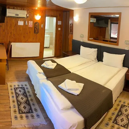 Pensiunea Casa 3* Boekarest